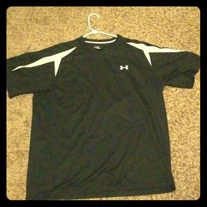 Under armor work out T-shirt